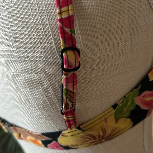 Top bikini 👙 floral size 13/14 NEW with tag Body ID Hawaii flowers push-up - Picture 7 of 8
